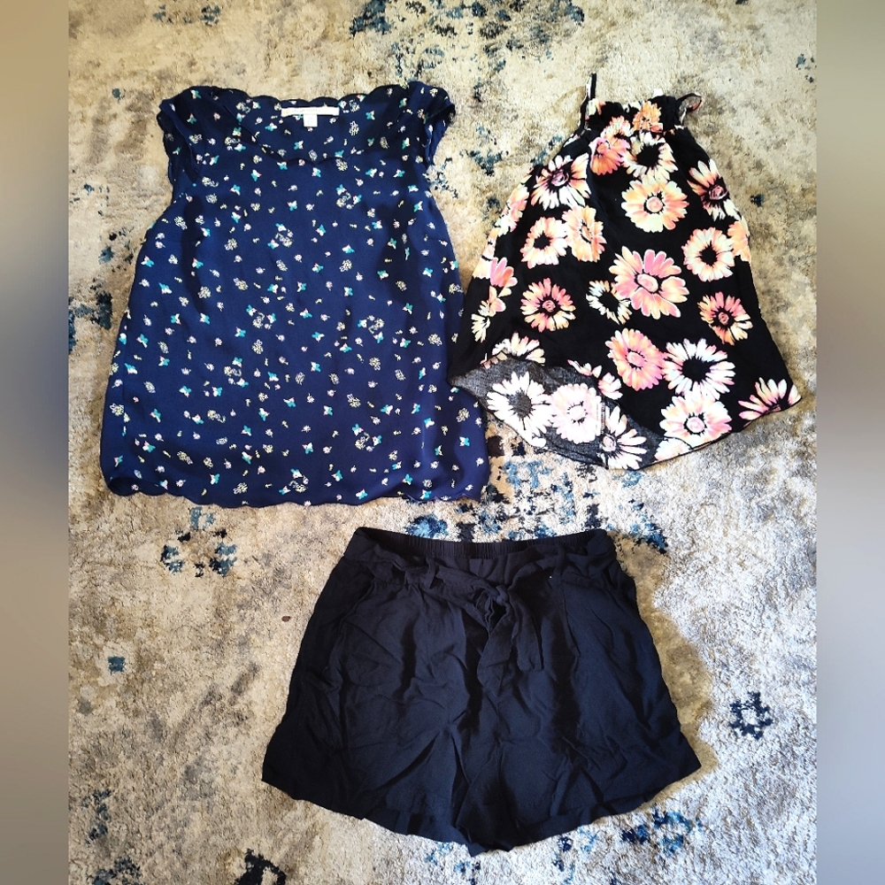 Women's xs 2 top outfit